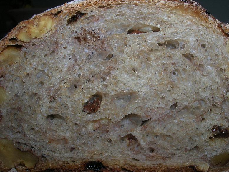 Currant and Walnut Sourdough