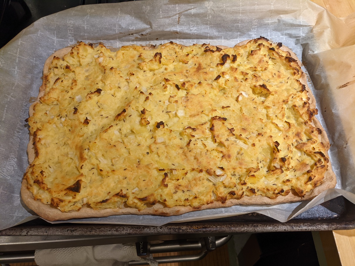 Salzekuchen potato "cake" on rye dough