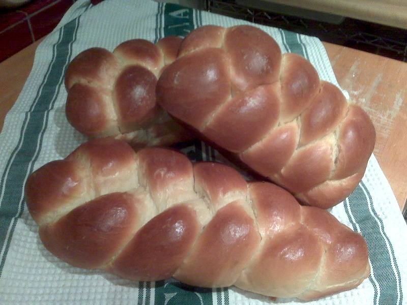 Challah loaves