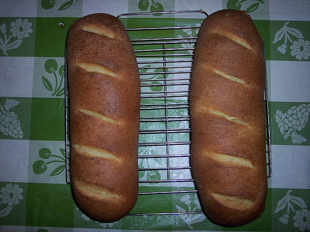 2 loaves of semolina bread