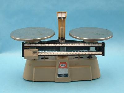 Ohaus balance scale