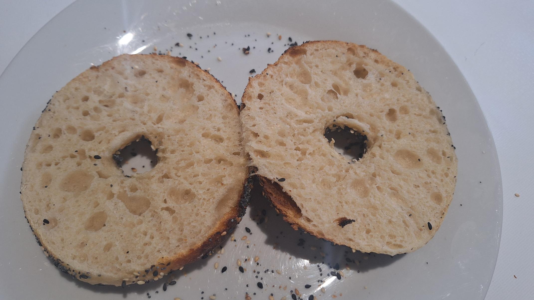 Open crumb inside bagels