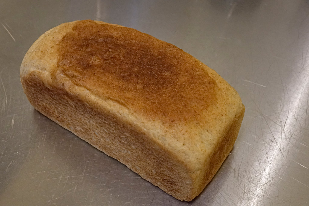 Overall view of the loaf