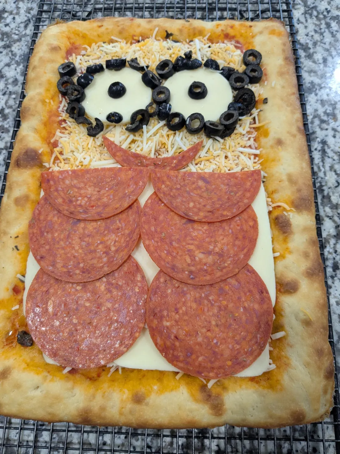 Minion Pizza