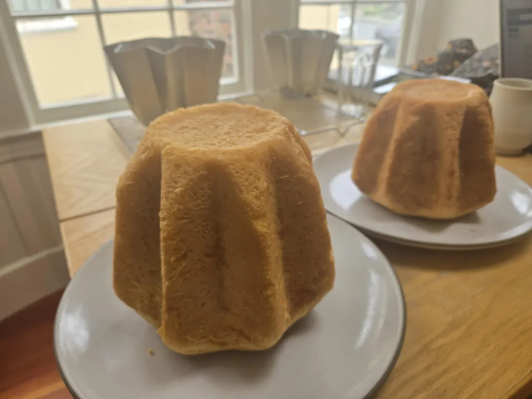 Unmolded pandoro