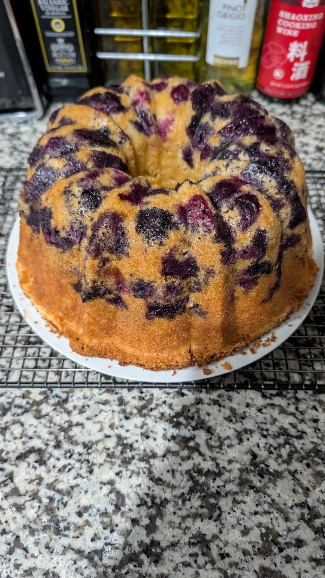 Blueberry Bundt cake 