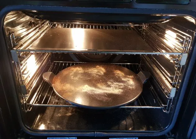 Oven with tray on top